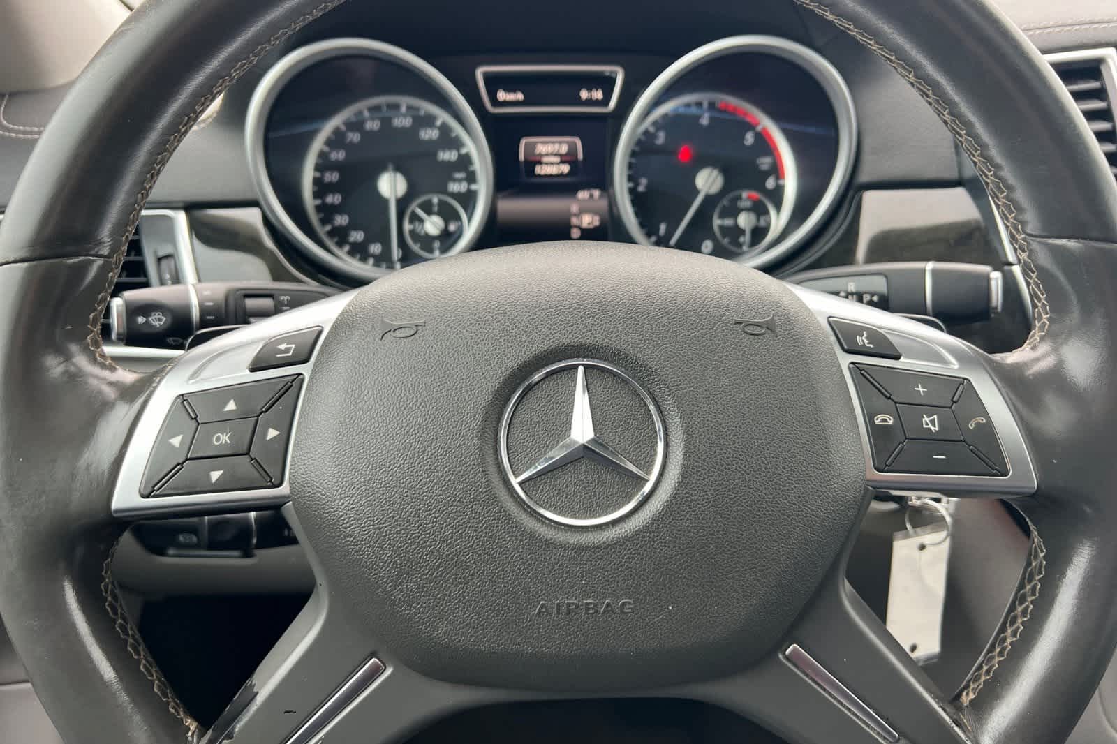 Thumbnail: 2016 Mercedes-Benz GL-Class - 31