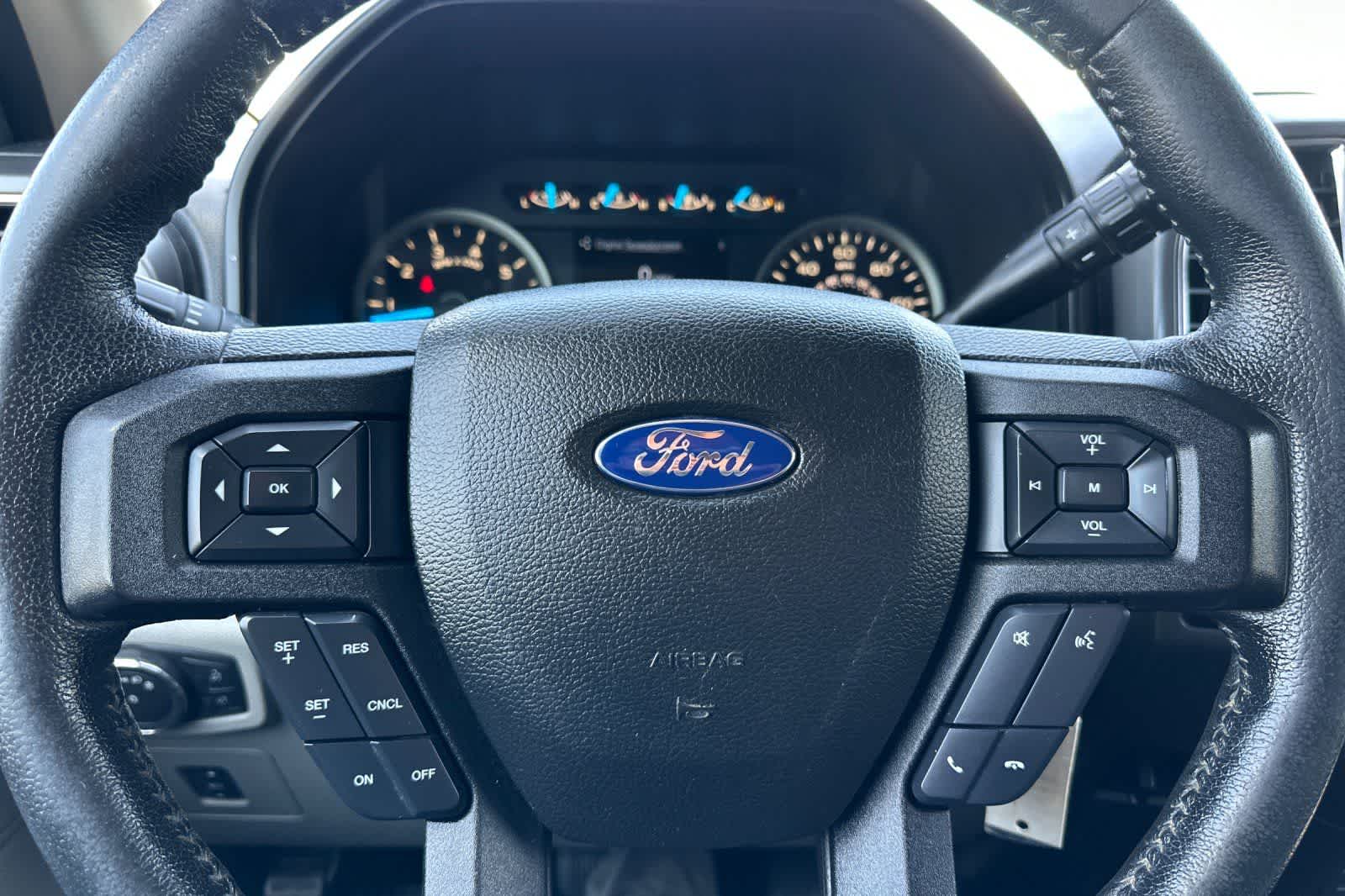 Thumbnail: 2015 Ford F-150 - 26