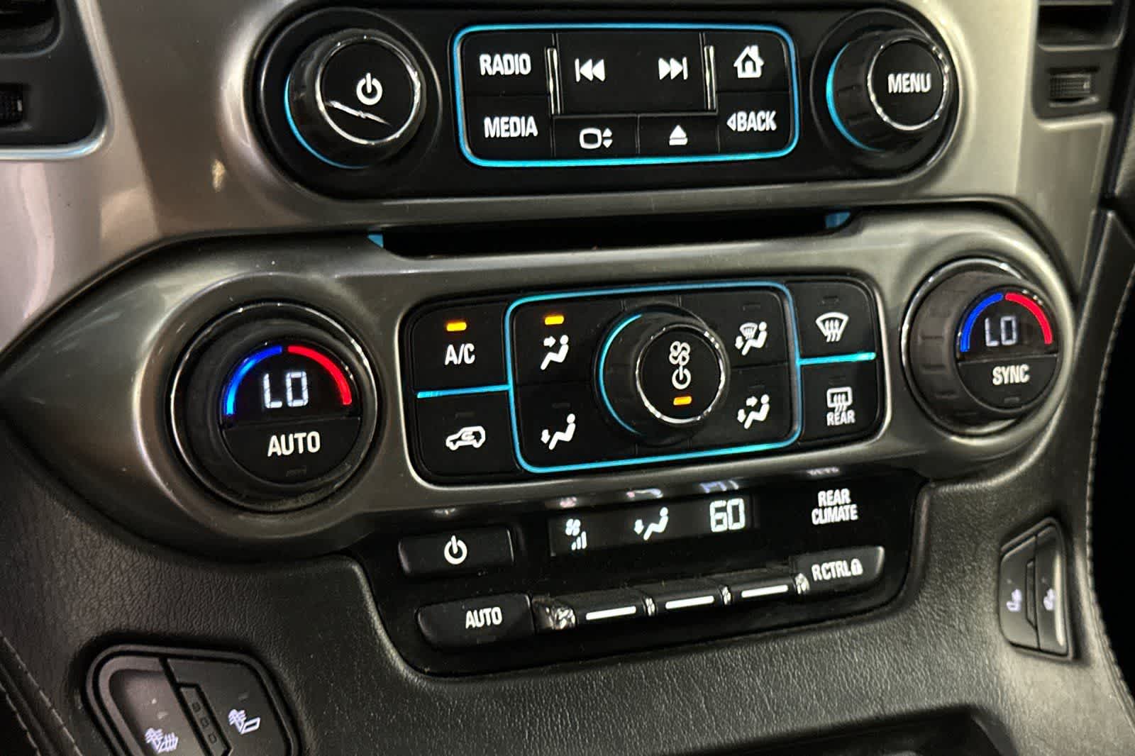 Thumbnail: 2016 Chevrolet Tahoe - 23