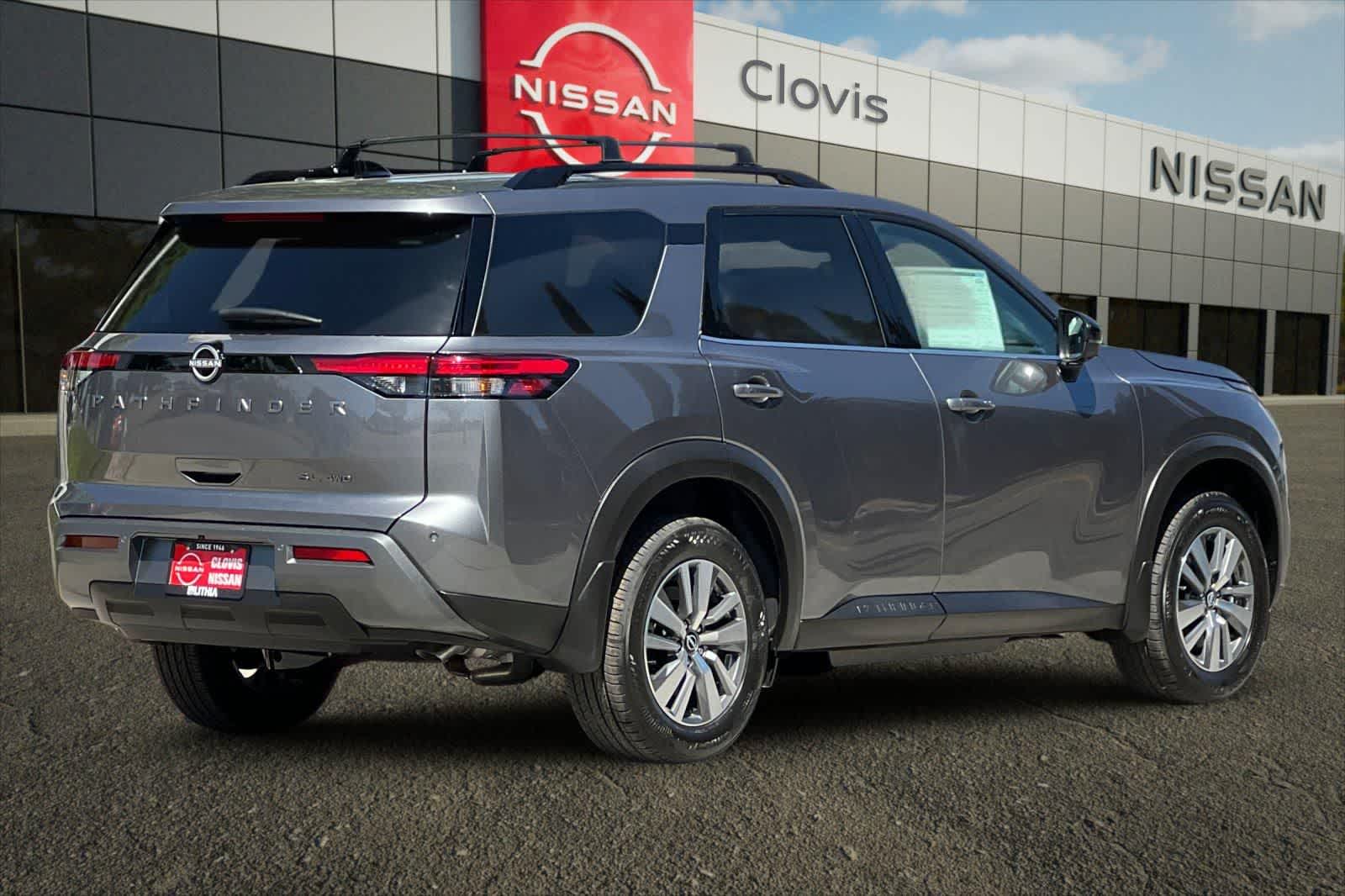 Thumbnail: 2026 Nissan Pathfinder - 3