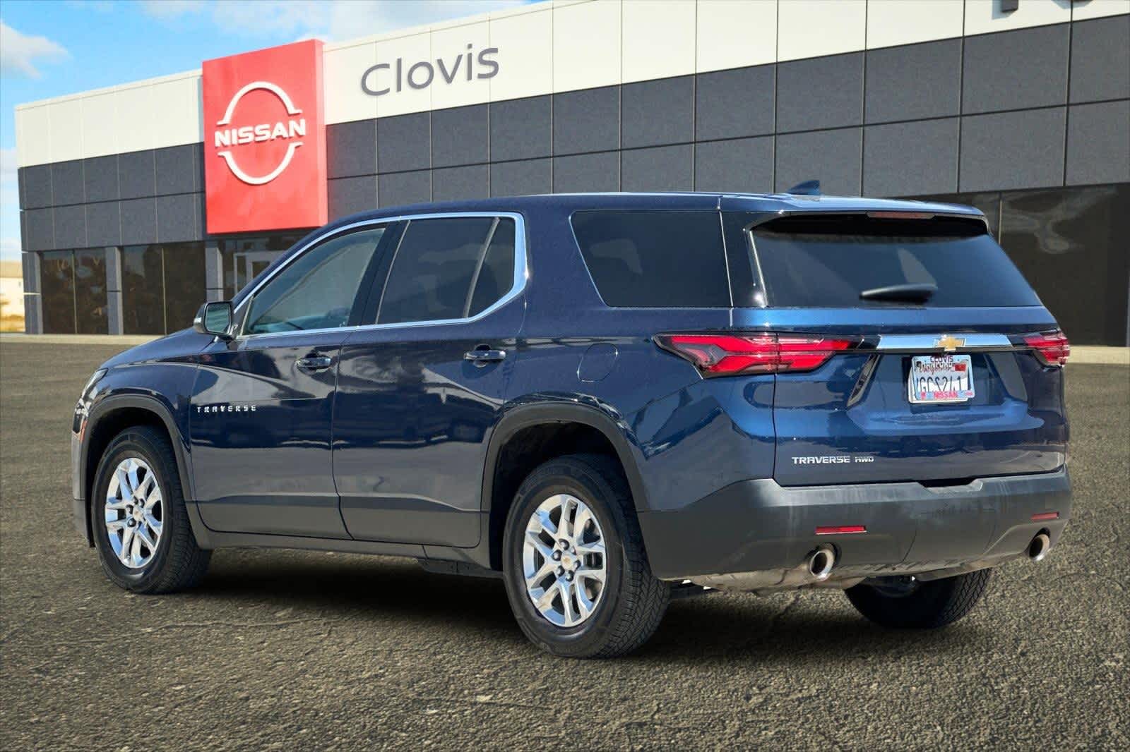 Thumbnail: 2023 Chevrolet Traverse - 7