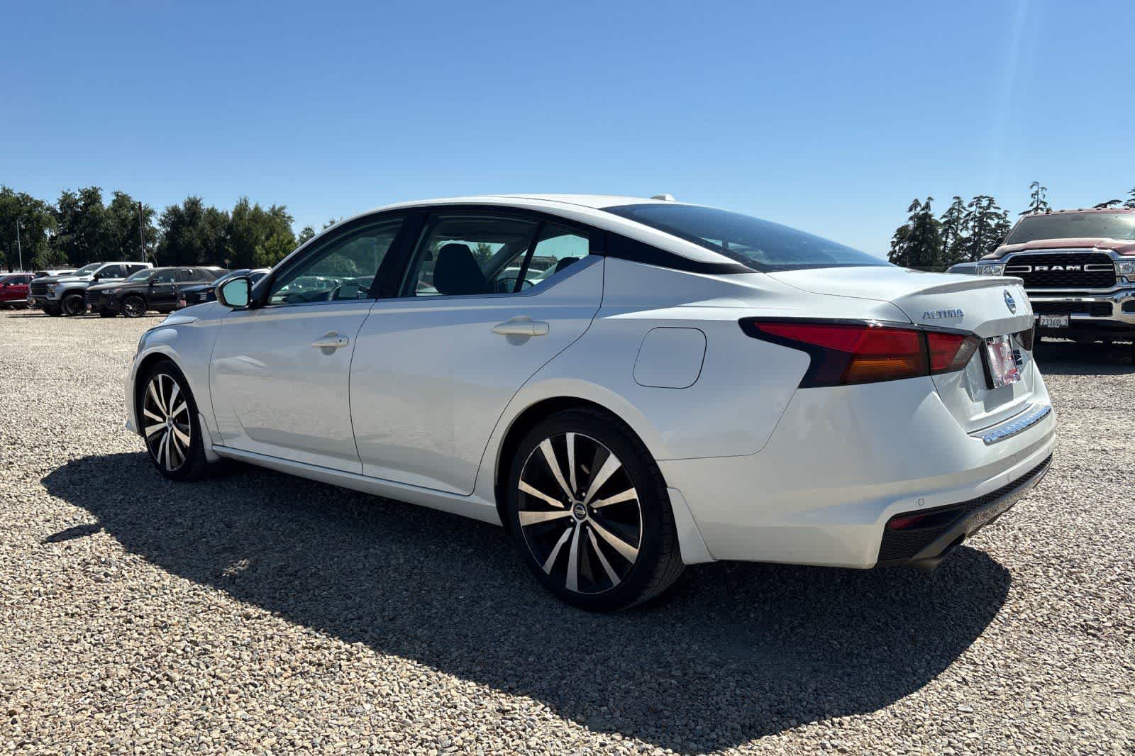 Thumbnail: 2020 Nissan Altima - 7