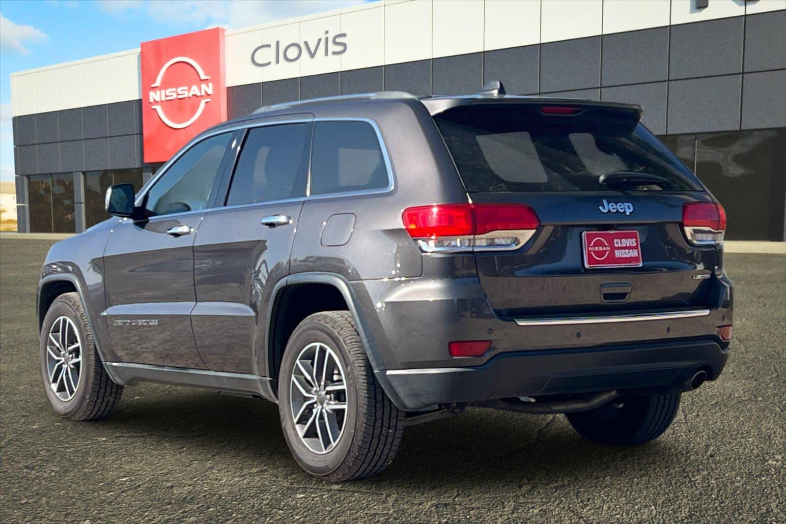 Thumbnail: 2019 Jeep Grand Cherokee - 7