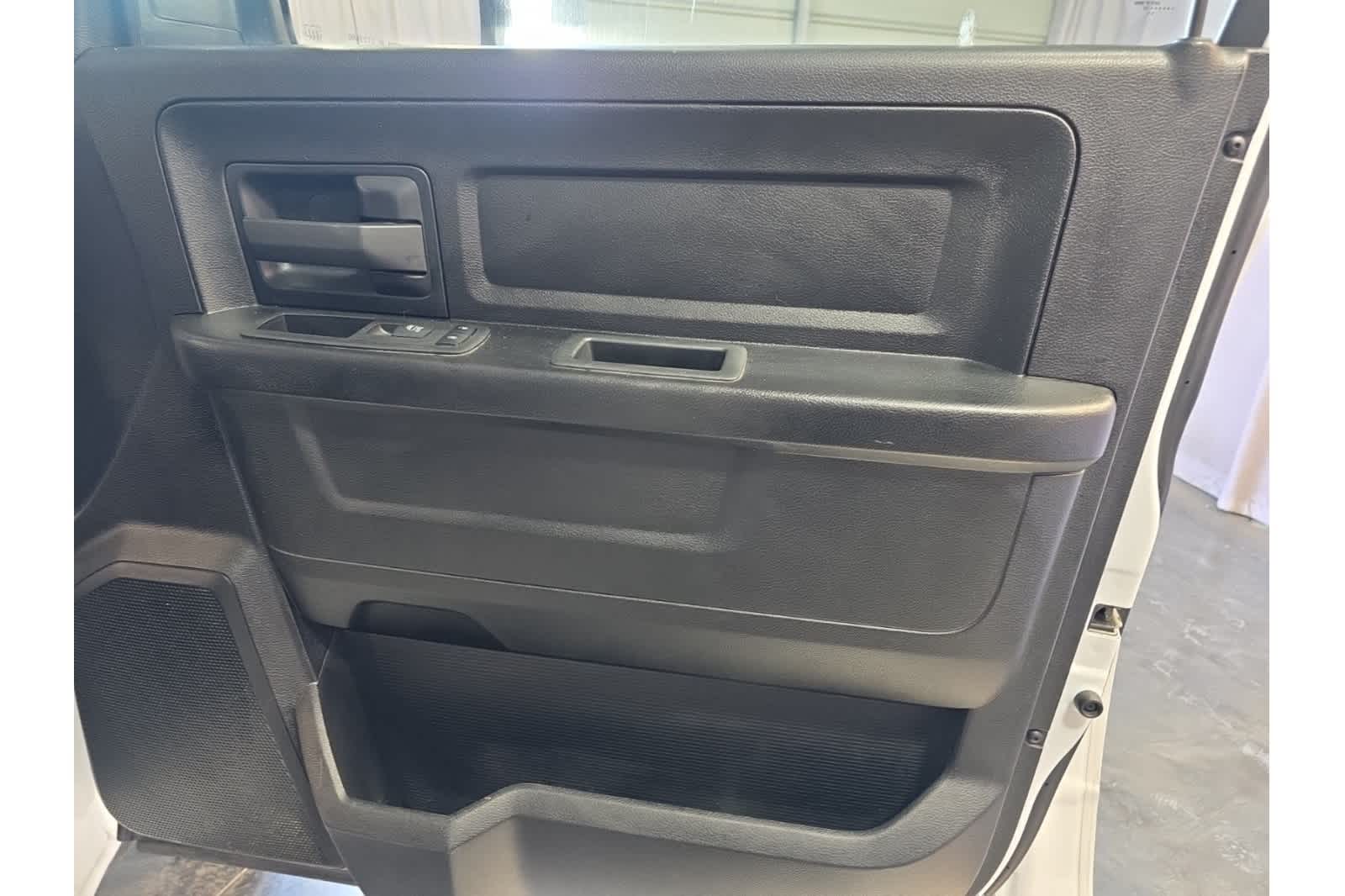 Thumbnail: 2022 RAM 1500 Classic - 22