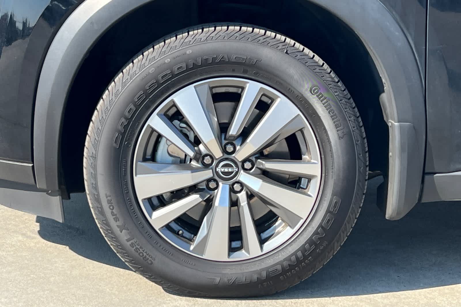 Thumbnail: 2023 Nissan Pathfinder - 12