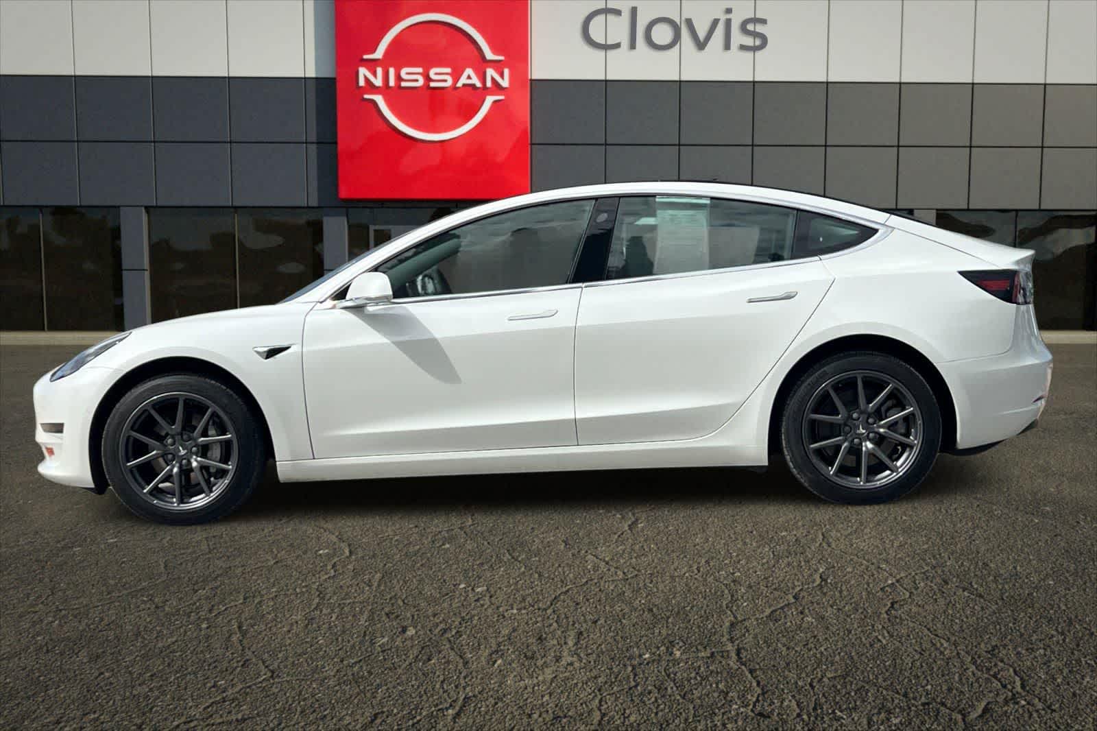 Thumbnail: 2020 Tesla Model 3 - 6