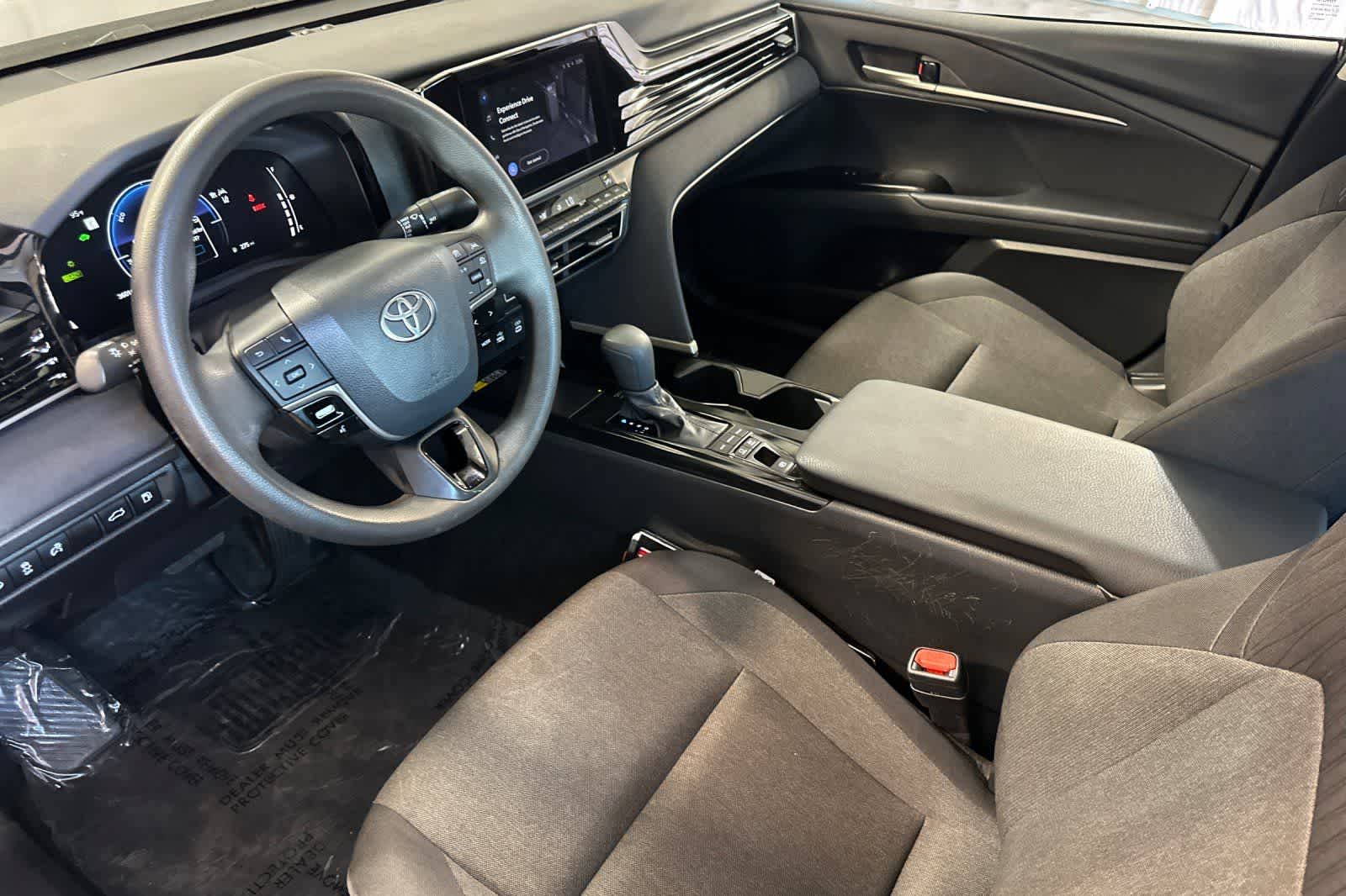 Thumbnail: 2025 Toyota Camry - 14