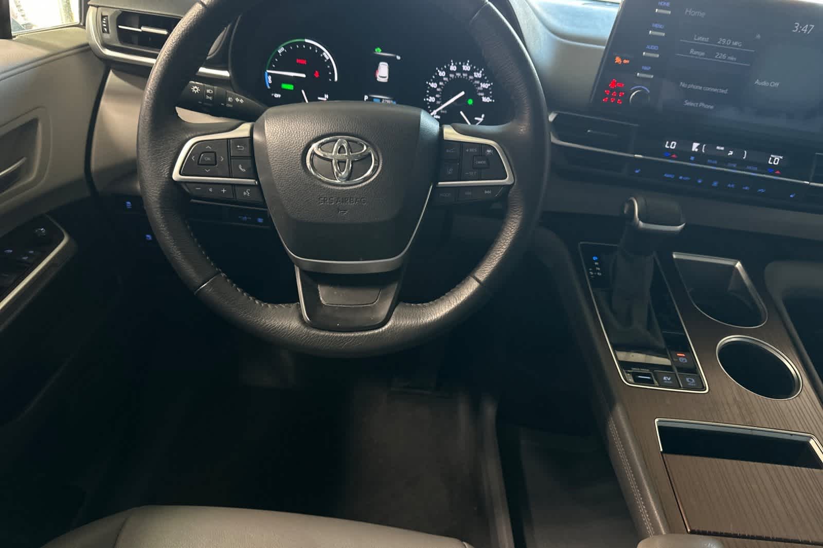Thumbnail: 2023 Toyota Sienna - 17