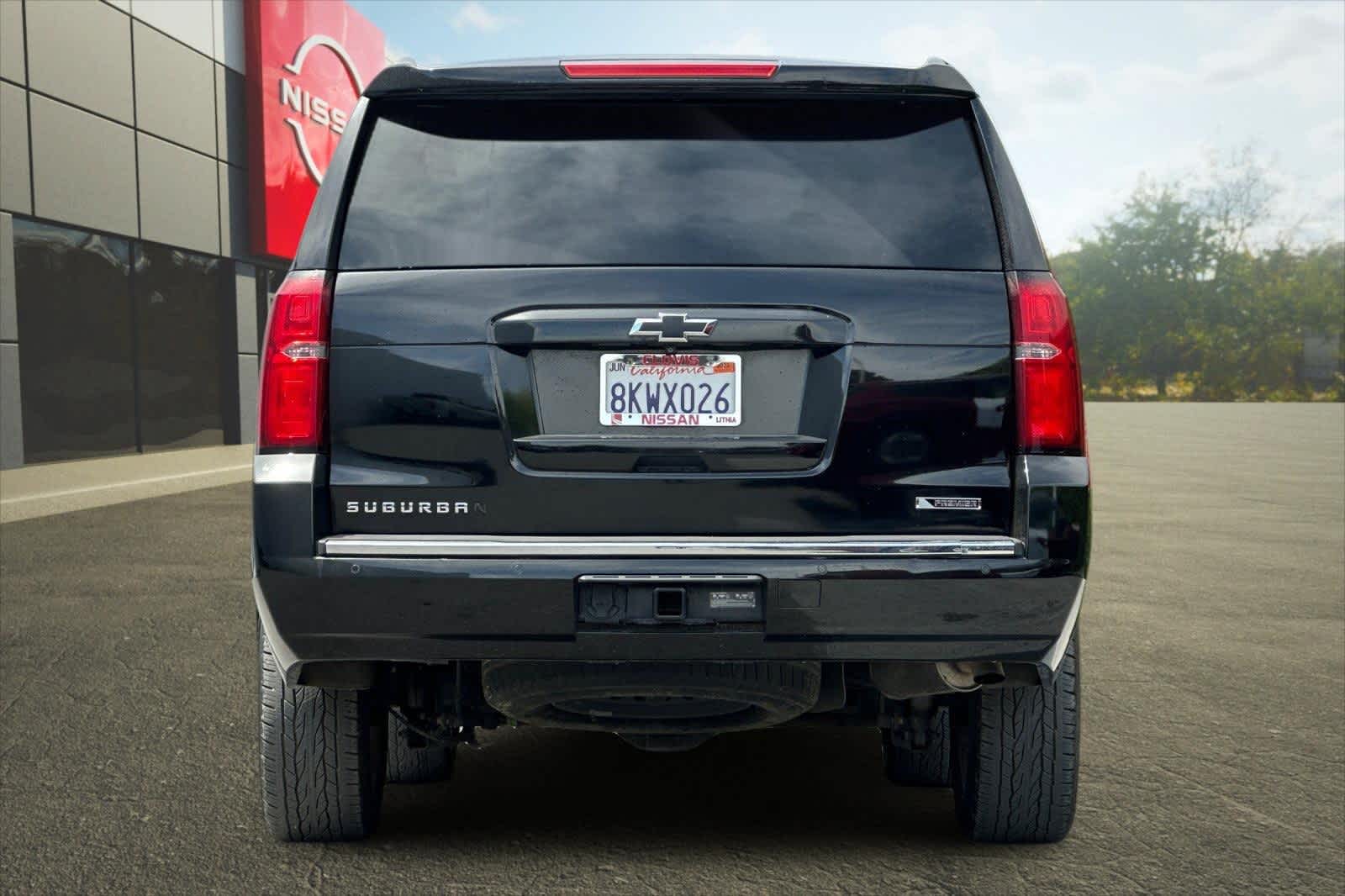 Thumbnail: 2017 Chevrolet Suburban - 8