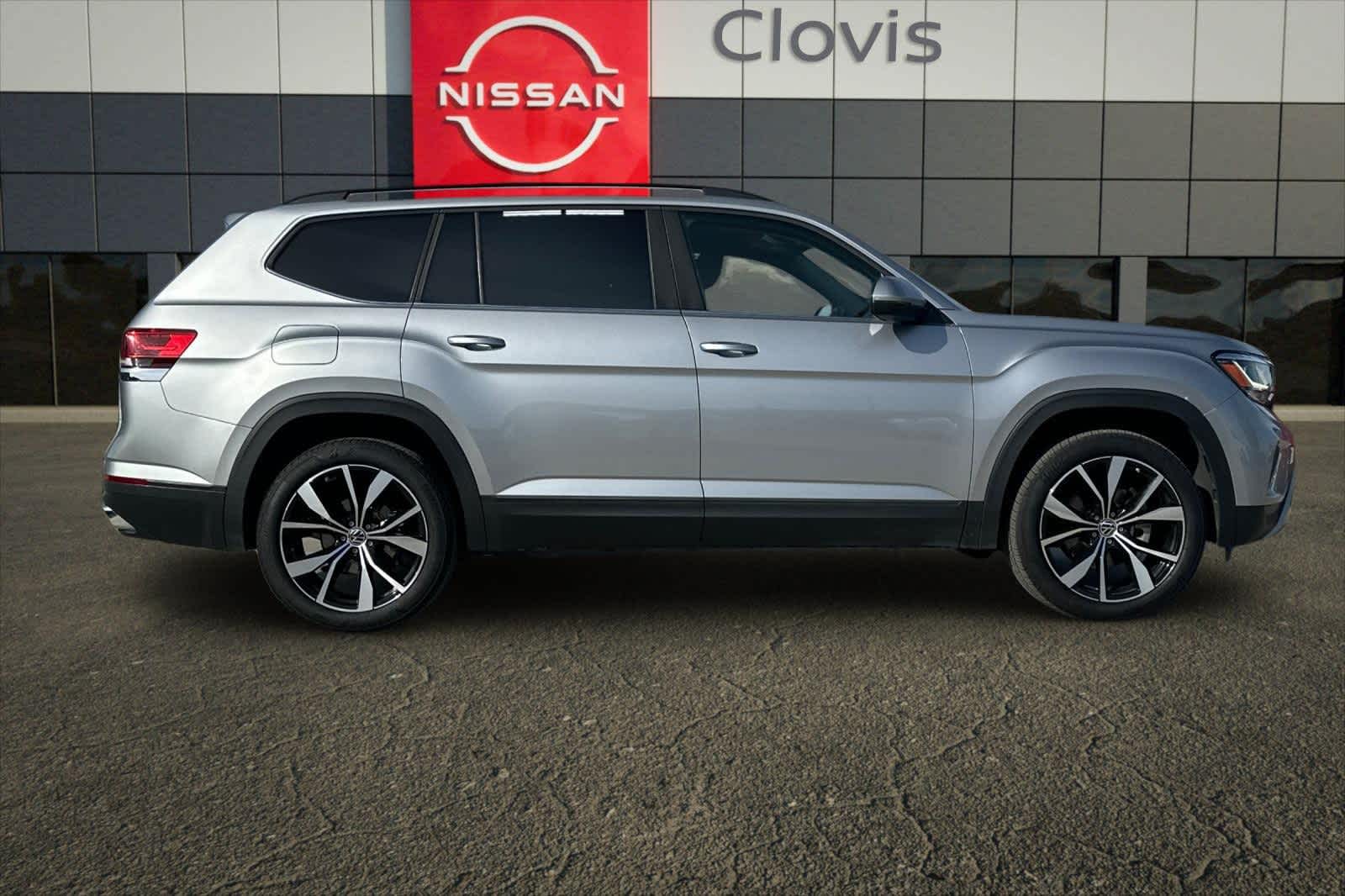 Thumbnail: 2021 Volkswagen Atlas - 9