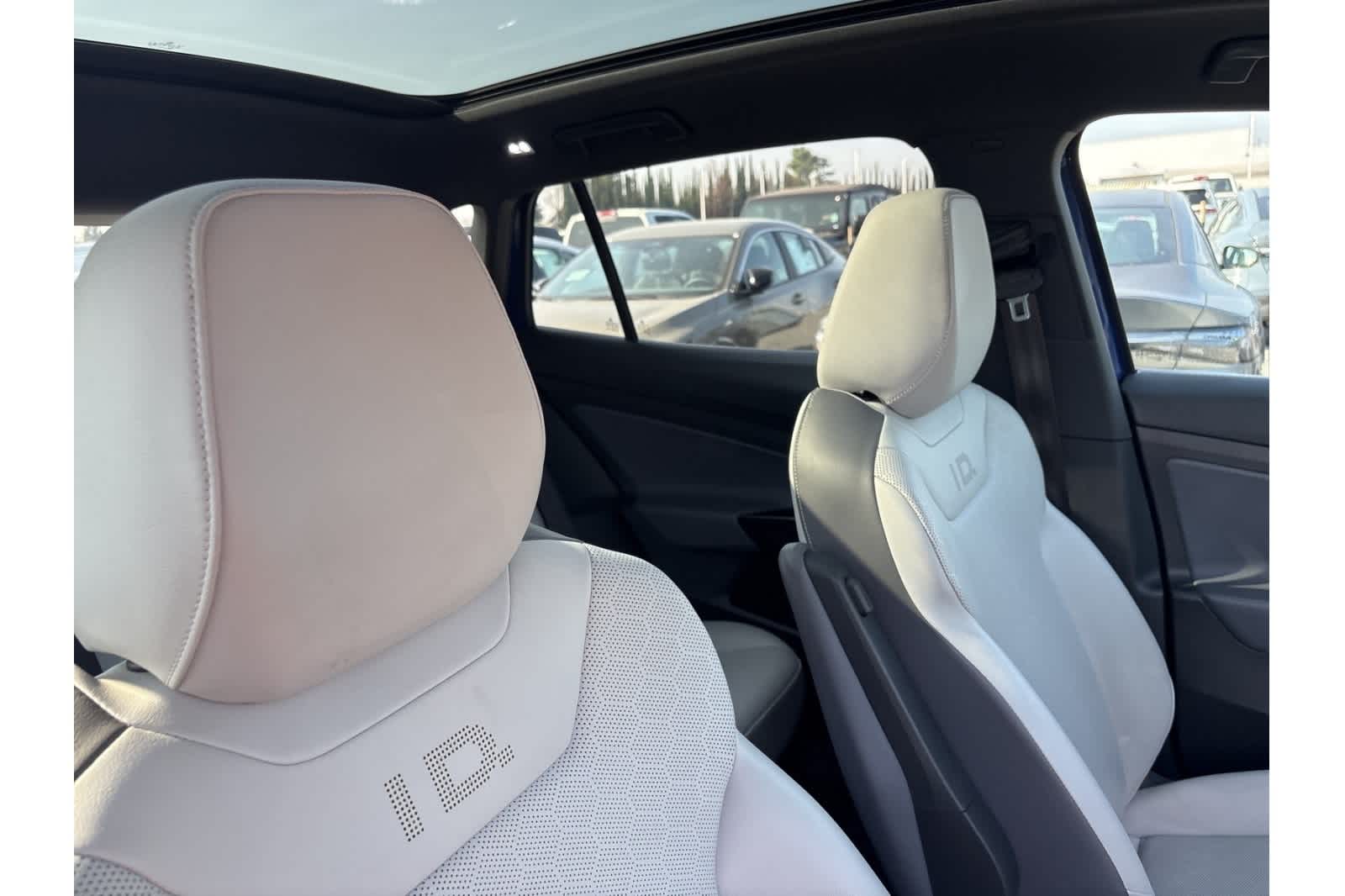 Thumbnail: 2022 Volkswagen ID.4 - 15