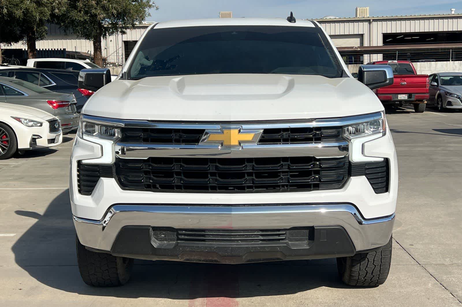 Thumbnail: 2022 Chevrolet Silverado 1500 - 11