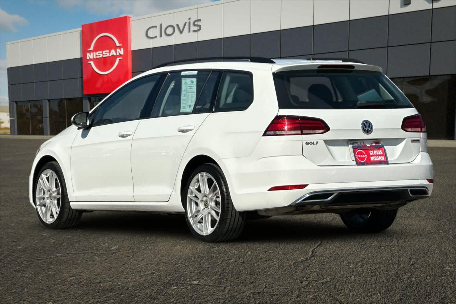 Thumbnail: 2019 Volkswagen e-Golf - 7