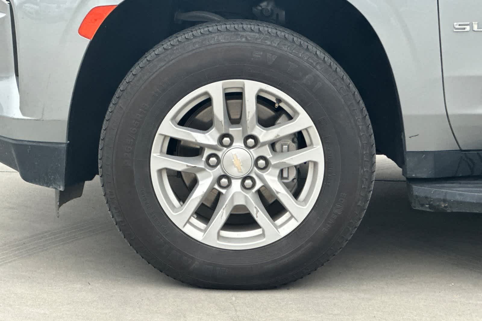 Thumbnail: 2023 Chevrolet Suburban - 36