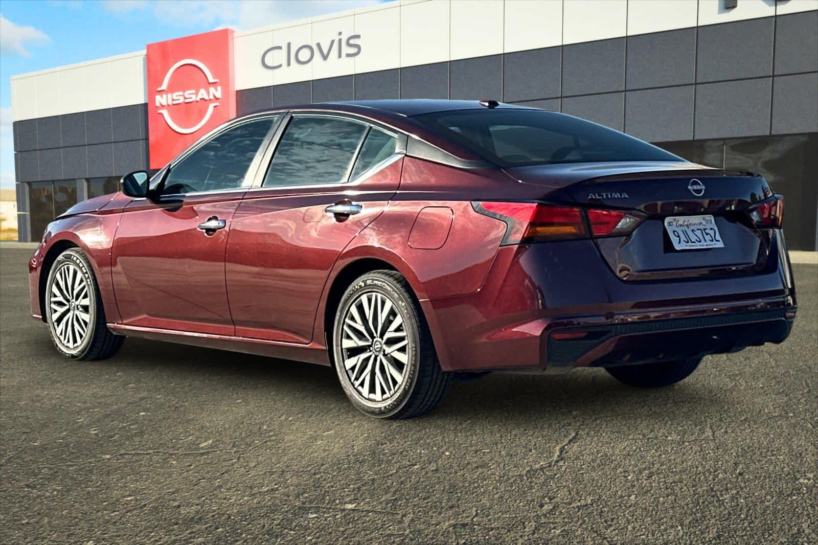 Thumbnail: 2024 Nissan Altima - 7