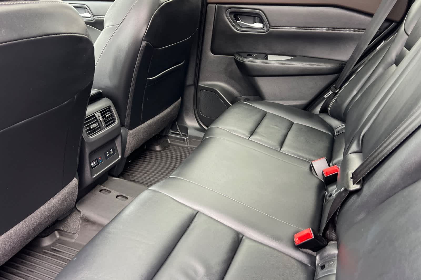 Thumbnail: 2023 Nissan Rogue - 5