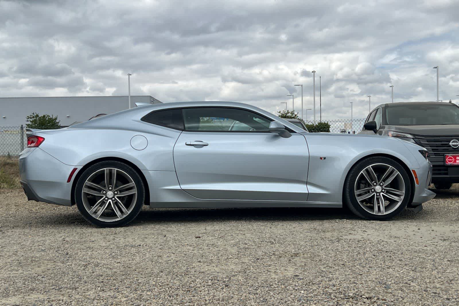 Thumbnail: 2017 Chevrolet Camaro - 9