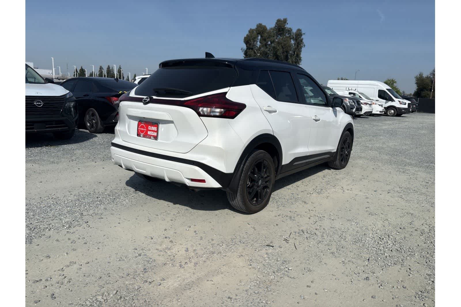 Thumbnail: 2023 Nissan Kicks - 7