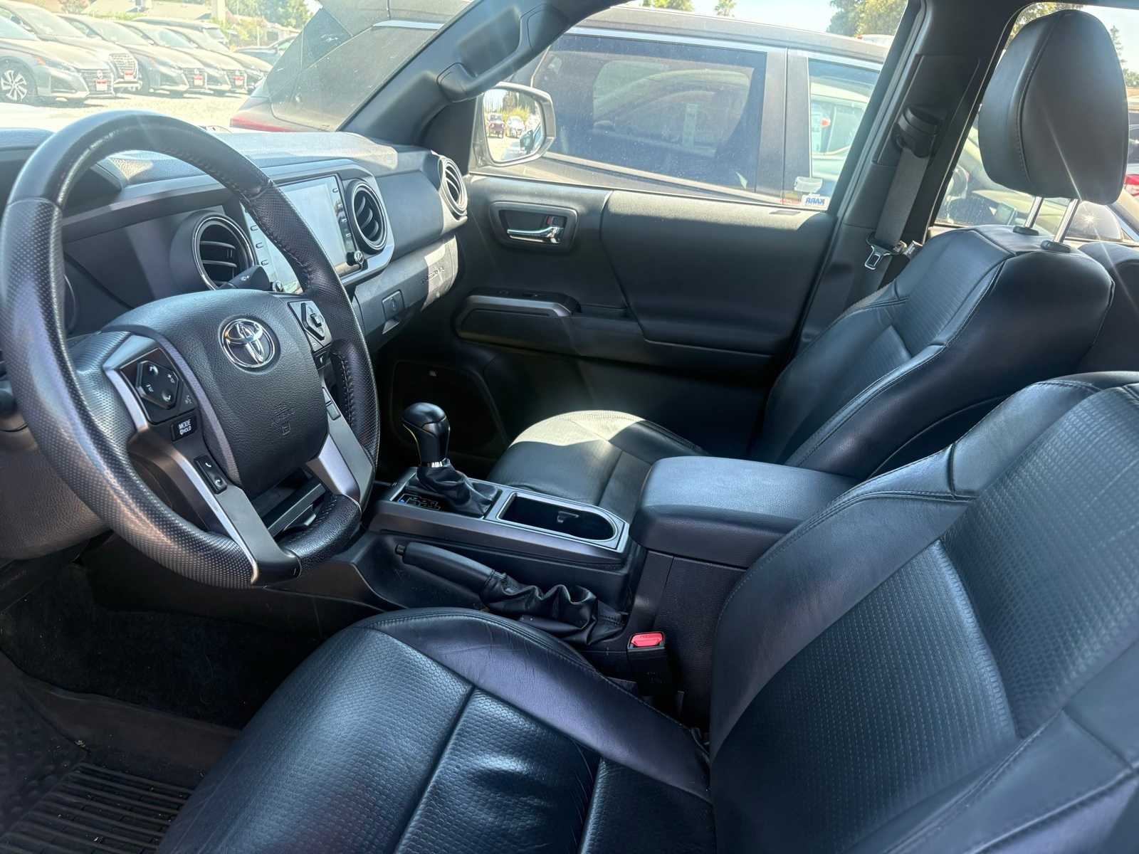 Thumbnail: 2021 Toyota Tacoma - 11