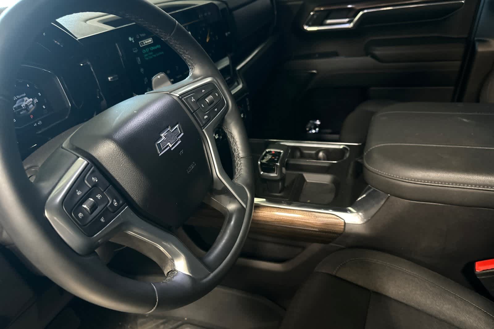 Thumbnail: 2024 Chevrolet Silverado 1500 - 14