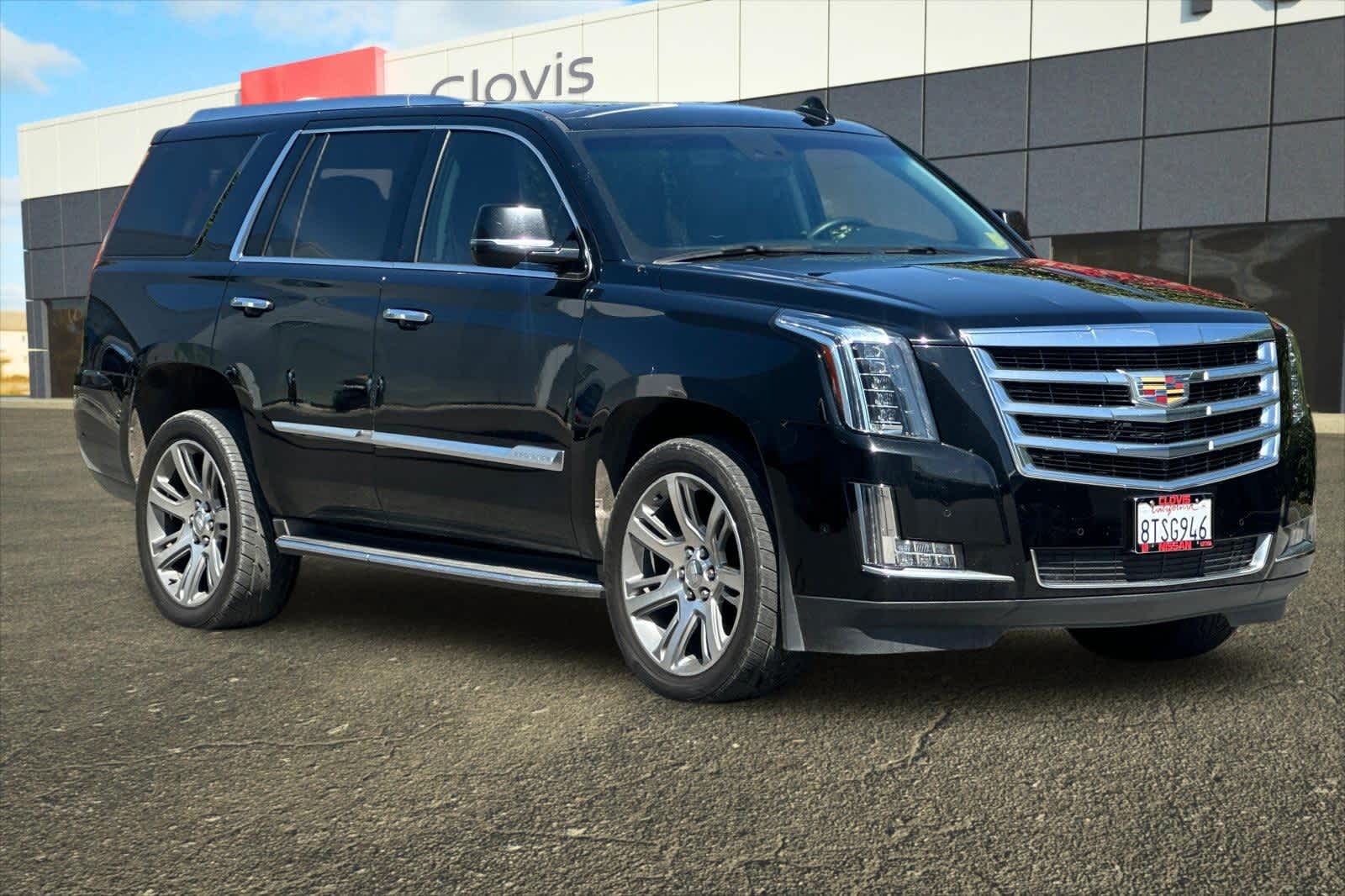 2017 Cadillac Escalade Luxury 10