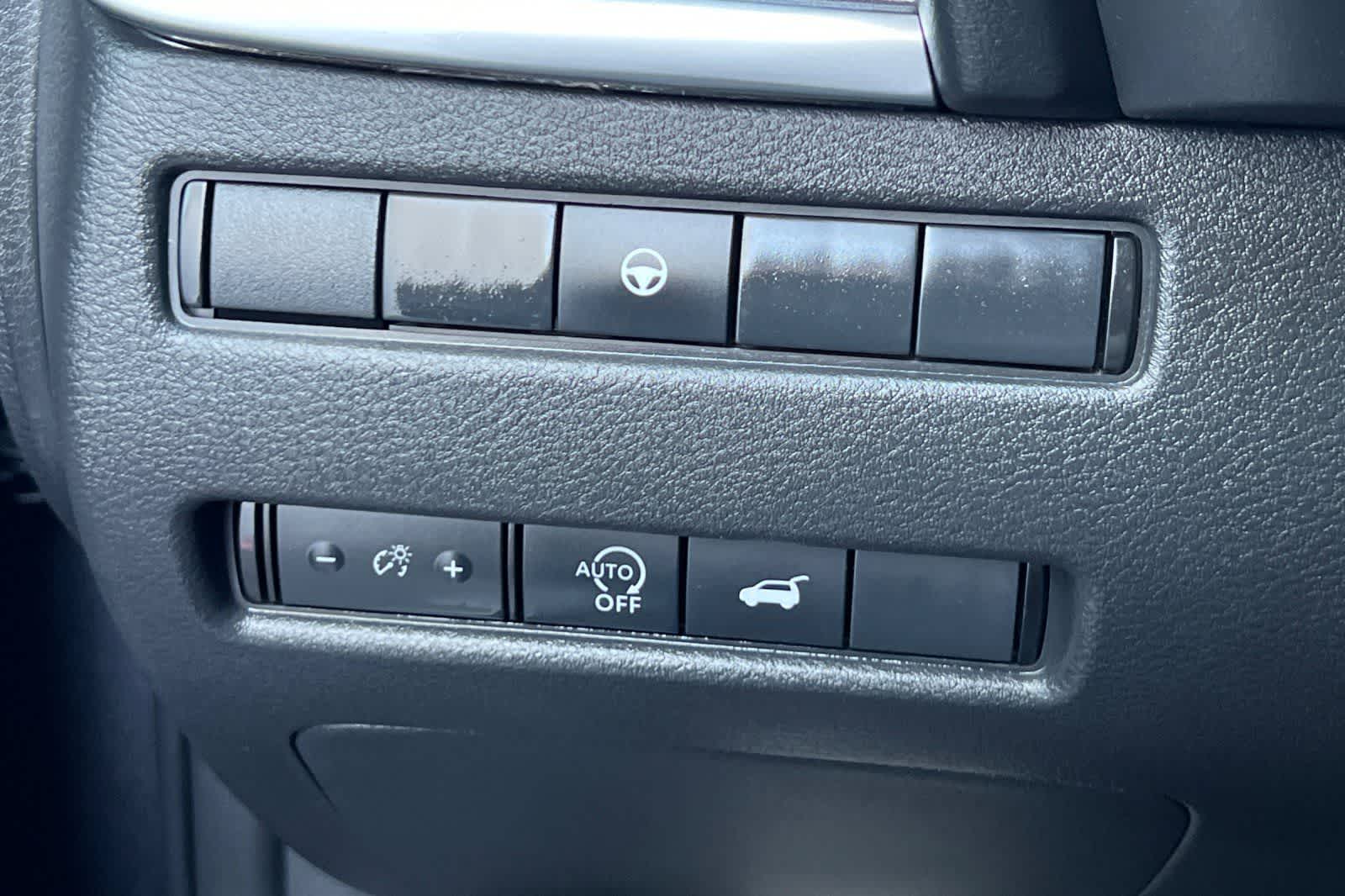 Thumbnail: 2025 Nissan Rogue - 32