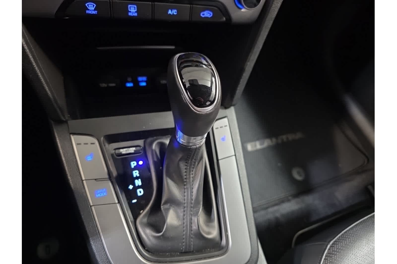 Thumbnail: 2017 Hyundai Elantra - 24