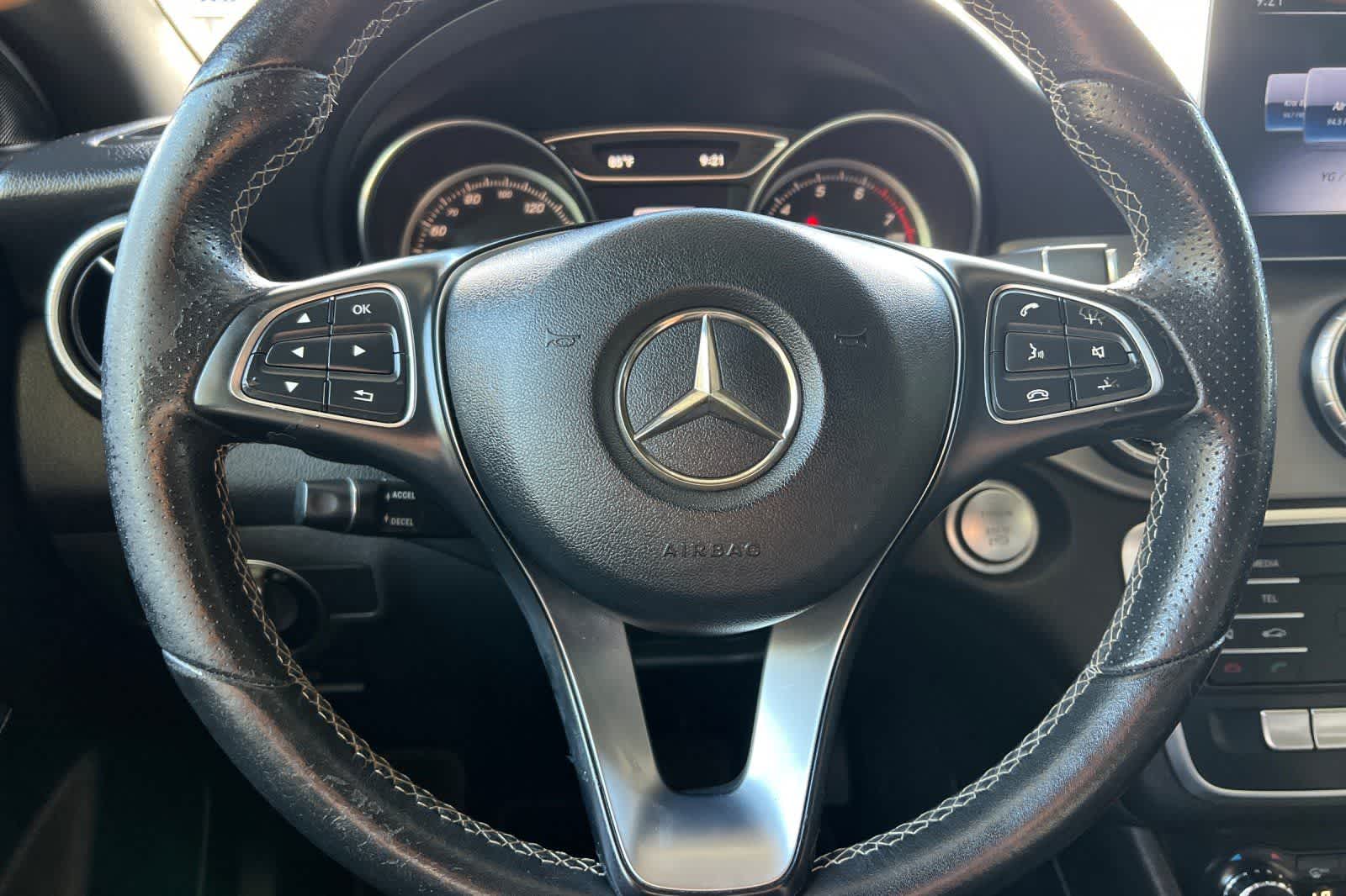 Thumbnail: 2018 Mercedes-Benz CLA - 26