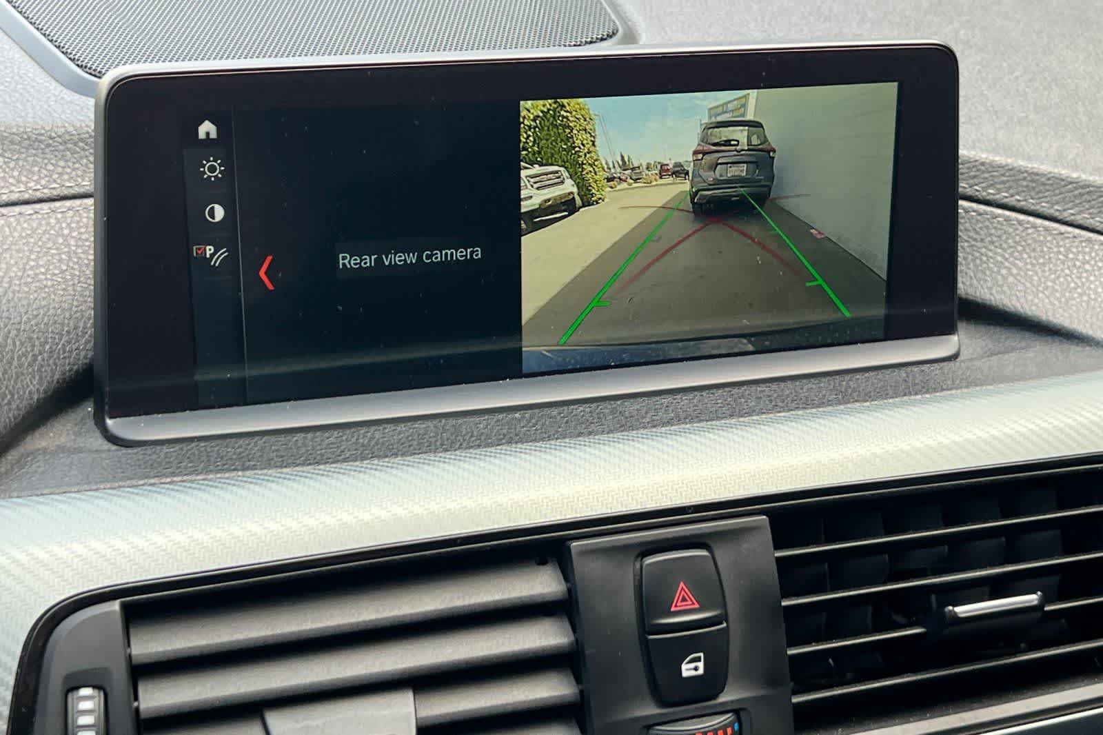 Thumbnail: 2018 BMW 3 Series - 21