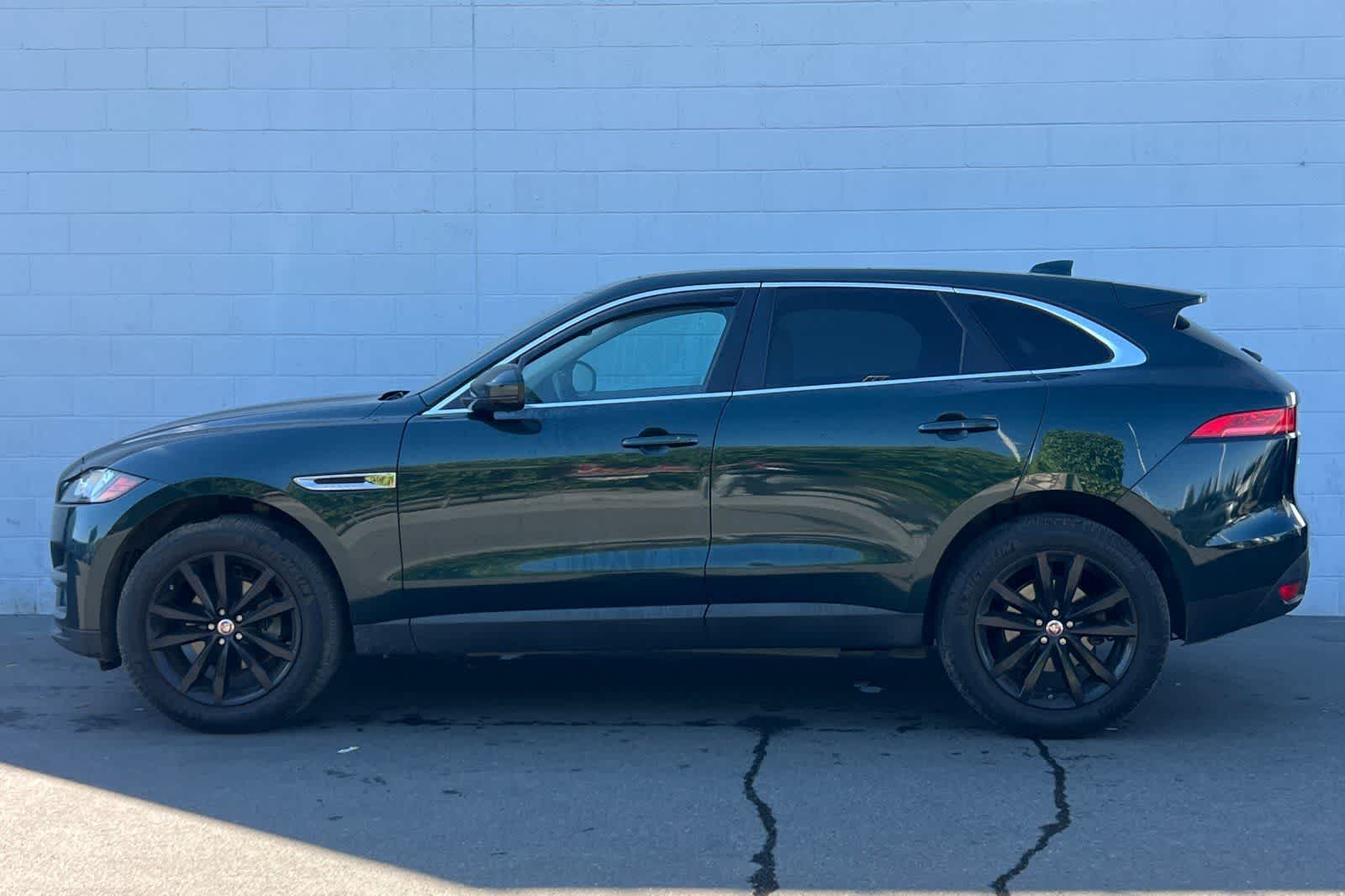 Thumbnail: 2018 Jaguar F-Pace - 6