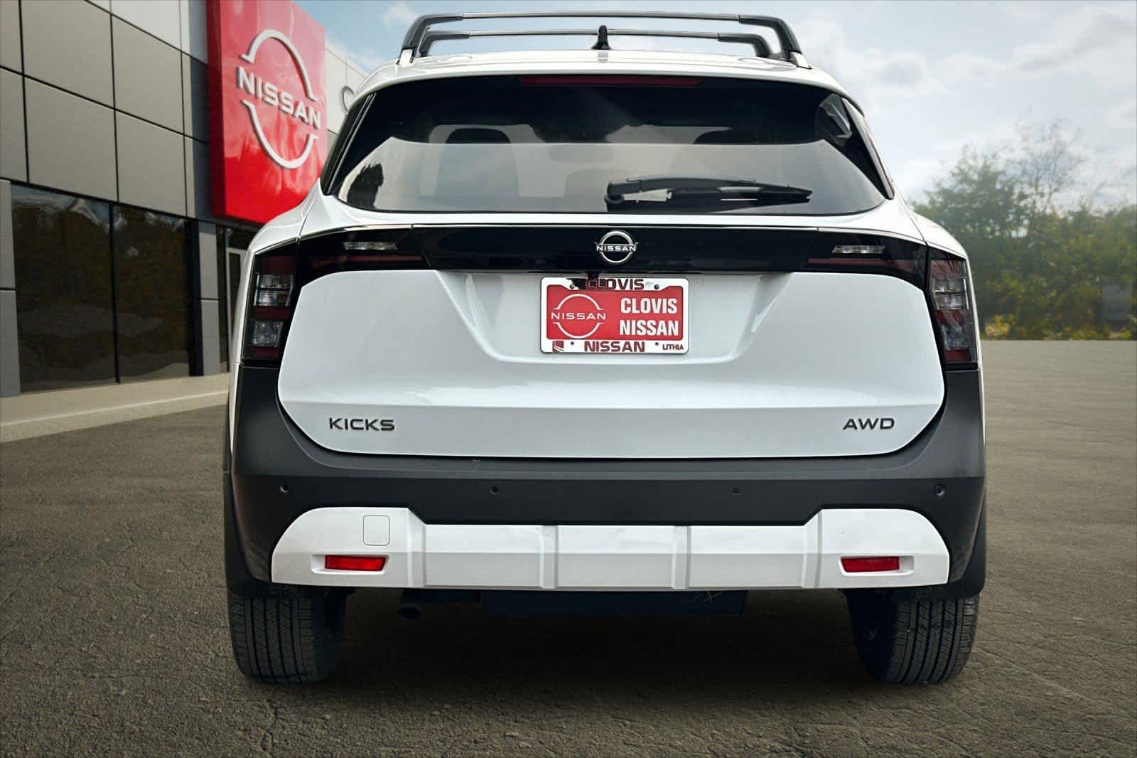 Thumbnail: 2026 Nissan Kicks - 8