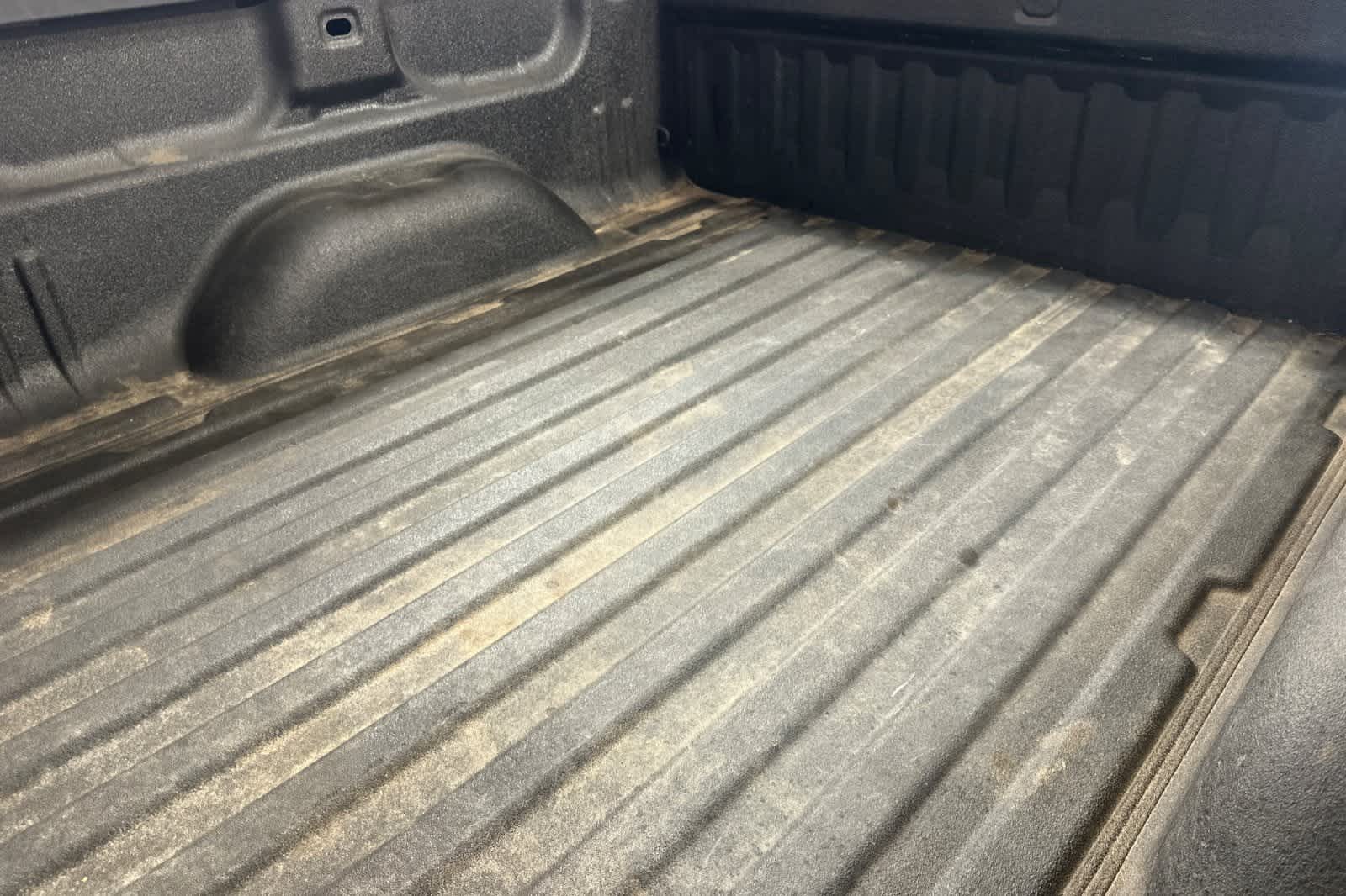 Thumbnail: 2018 Chevrolet Silverado 1500 - 18