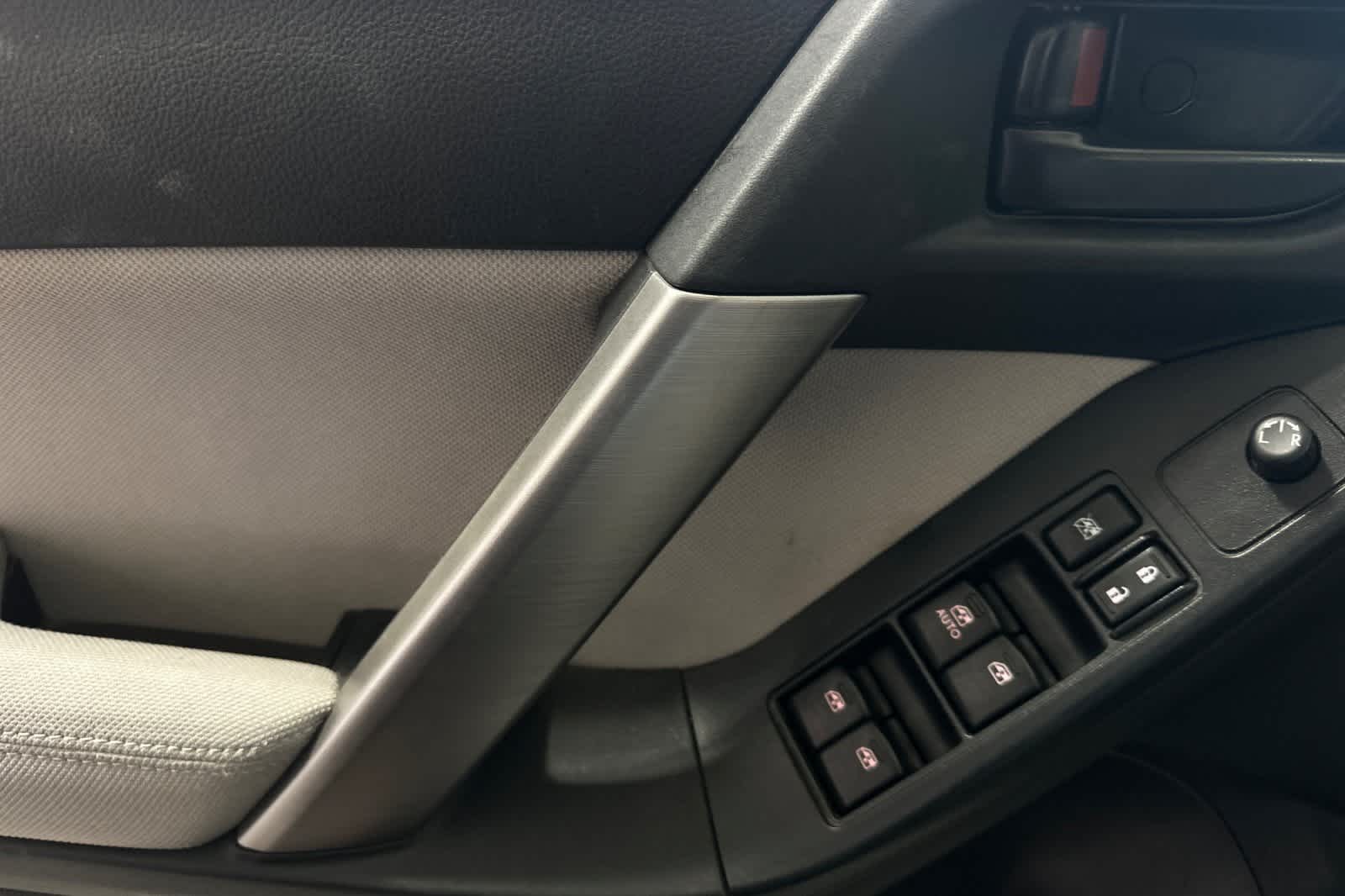 Thumbnail: 2015 Subaru Forester - 15