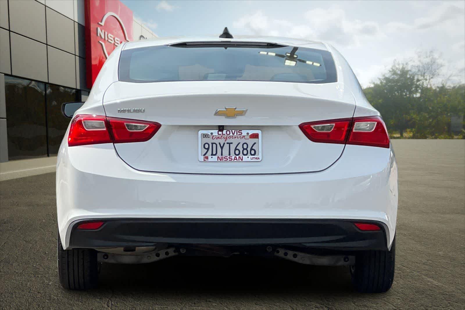 Thumbnail: 2023 Chevrolet Malibu - 8
