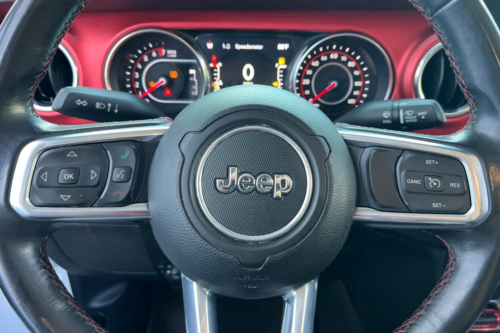 Thumbnail: 2020 Jeep Gladiator - 24