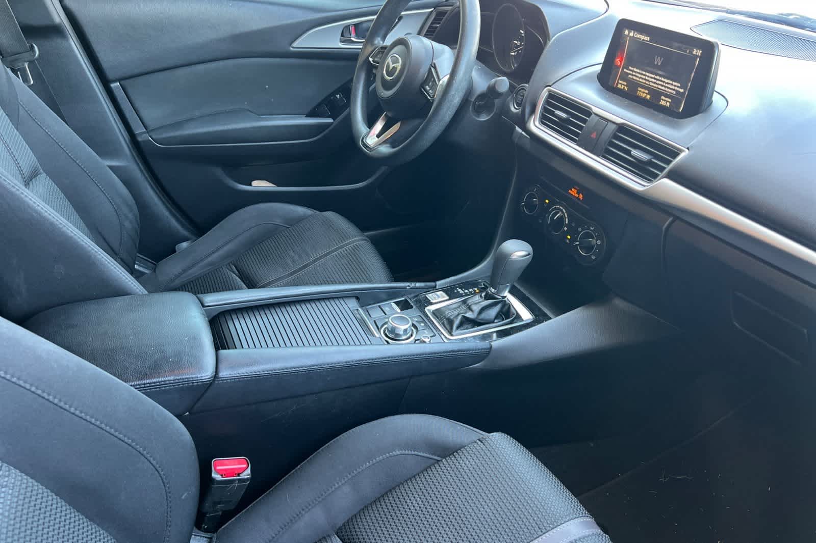 Thumbnail: 2018 Mazda Mazda3 - 18