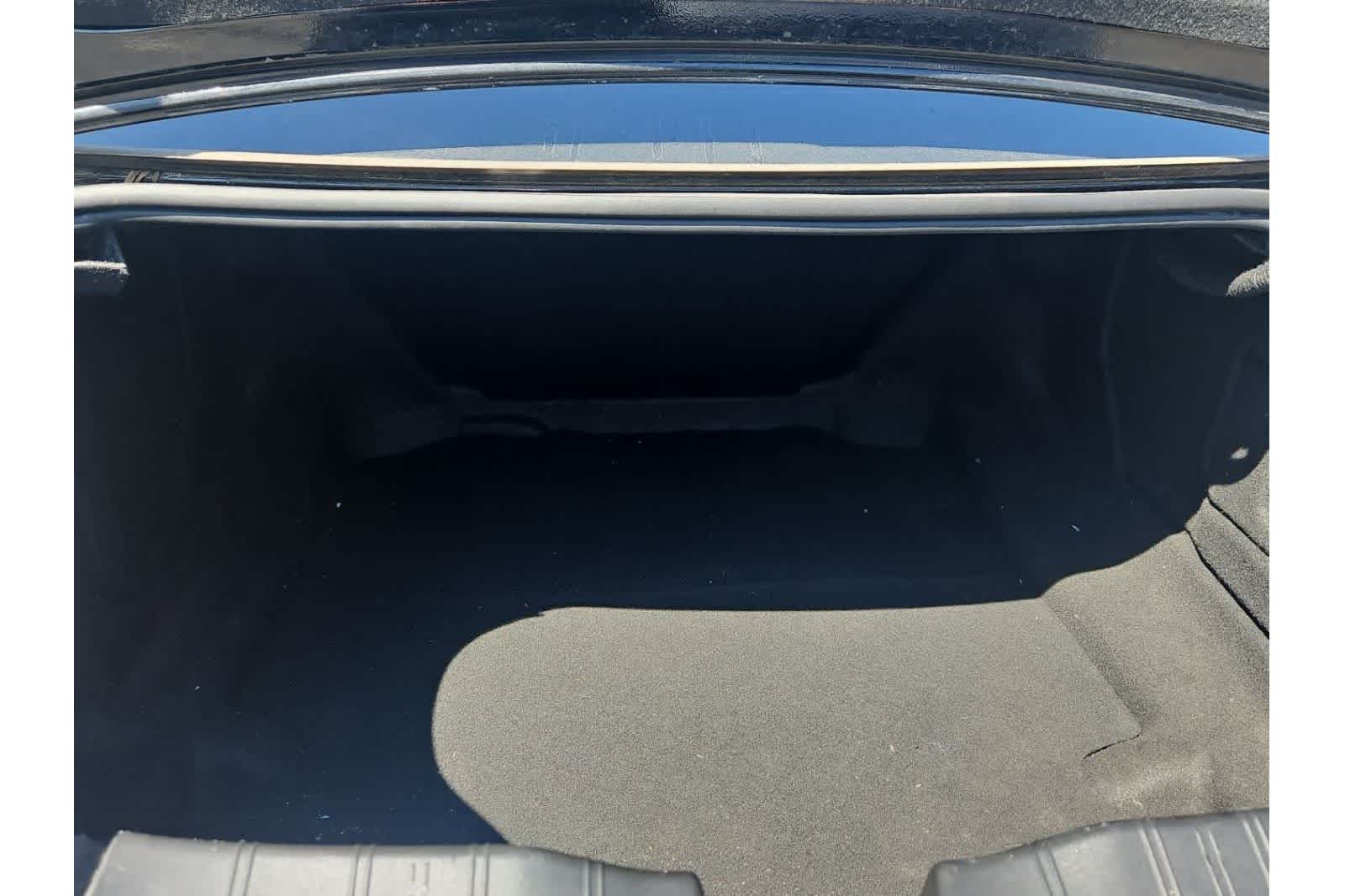 Thumbnail: 2019 Chevrolet Camaro - 10