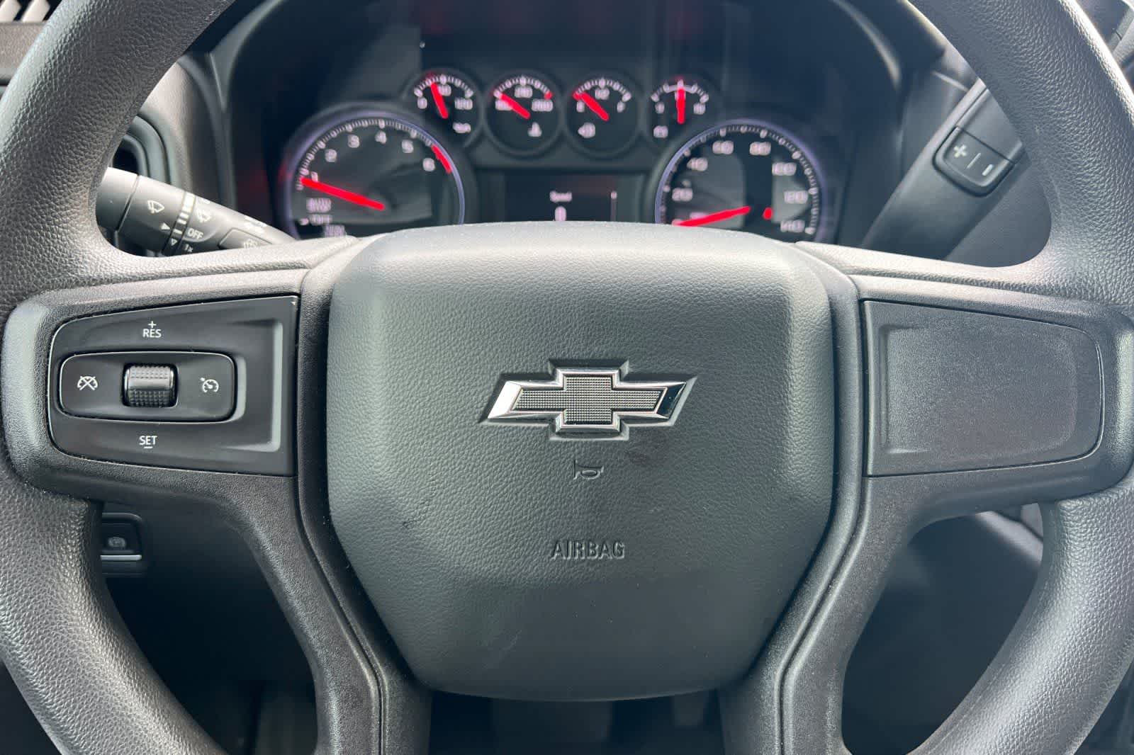 Thumbnail: 2021 Chevrolet Silverado 1500 - 23