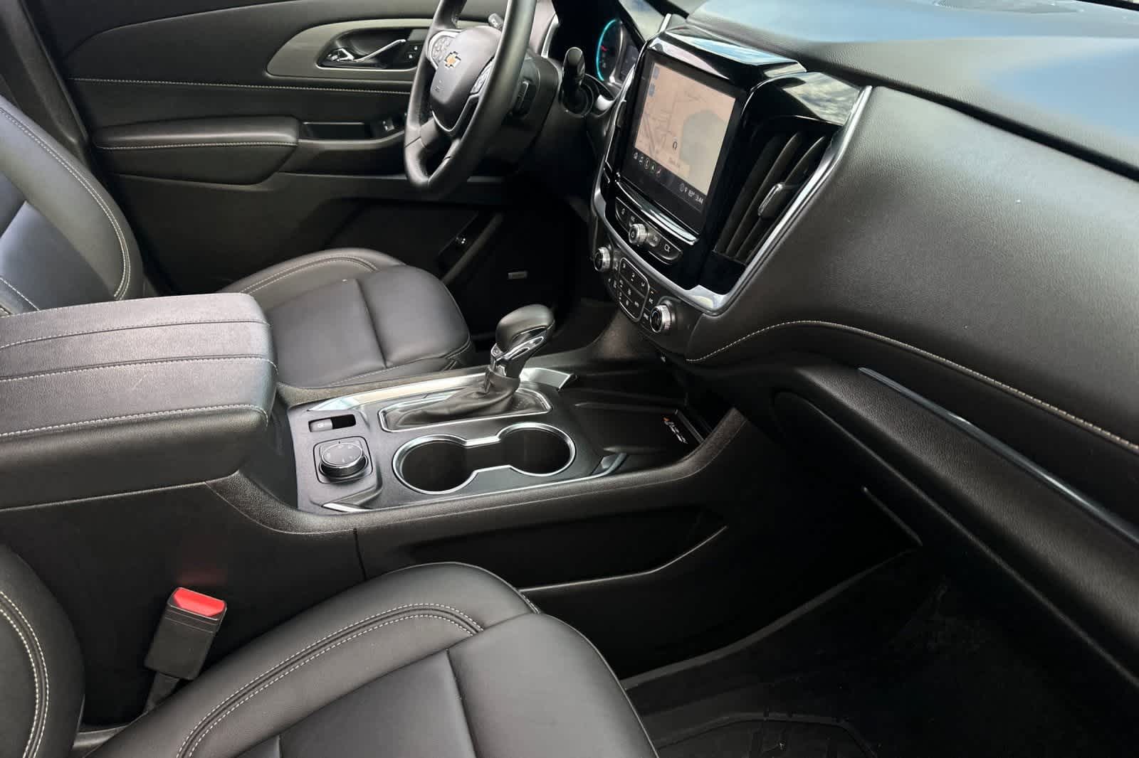 Thumbnail: 2023 Chevrolet Traverse - 19