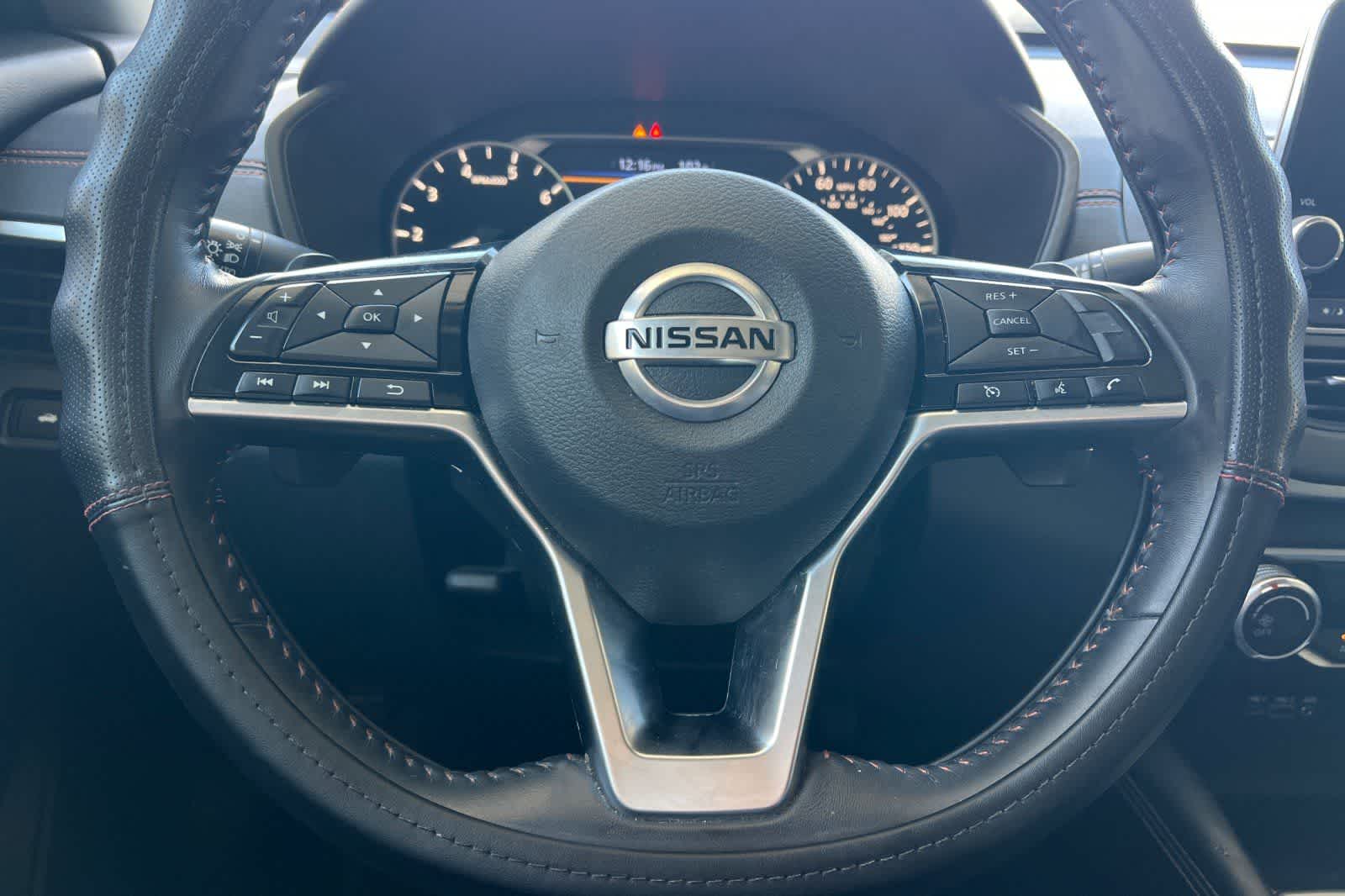 Thumbnail: 2020 Nissan Altima - 24