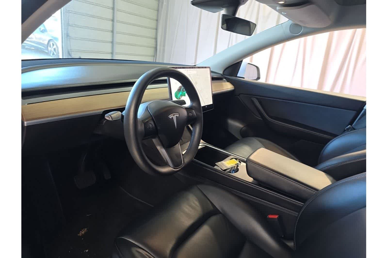 Thumbnail: 2021 Tesla Model Y - 19