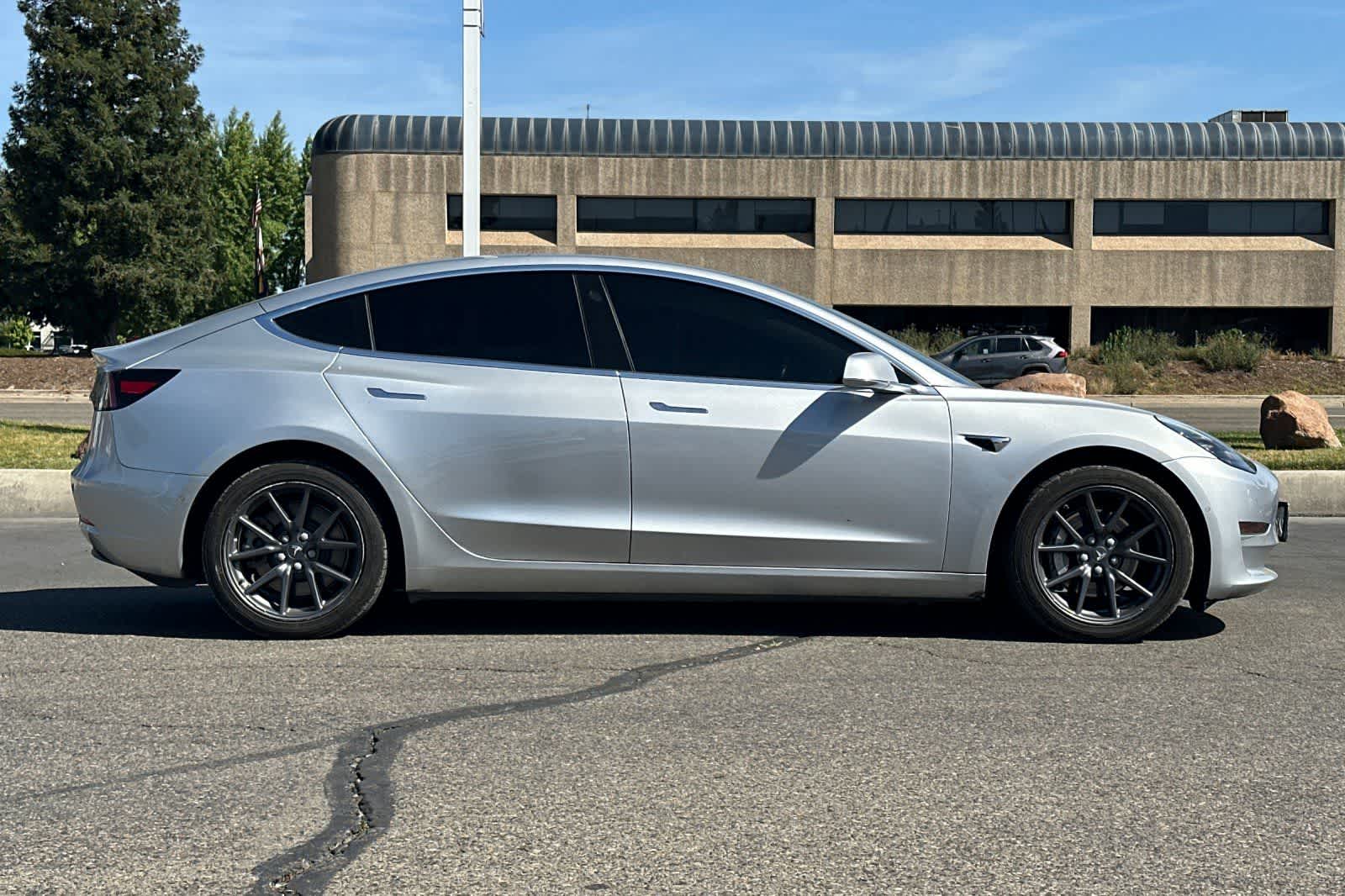 Thumbnail: 2018 Tesla Model 3 - 8