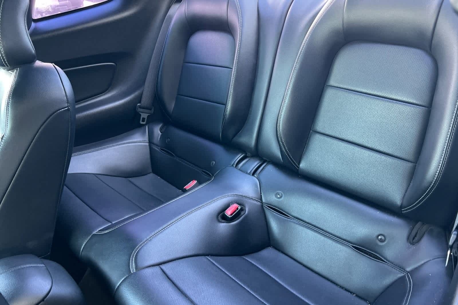2015 Ford Mustang  3