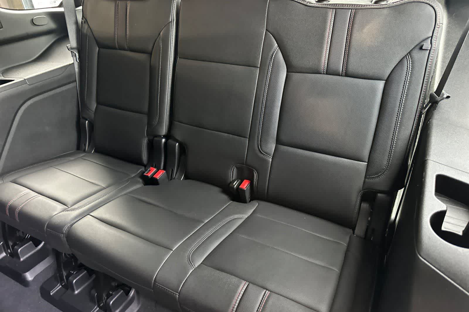 Thumbnail: 2022 Chevrolet Tahoe - 16