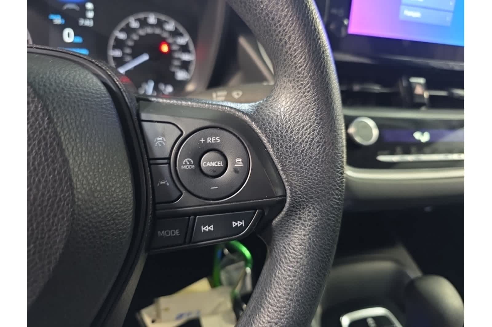 Thumbnail: 2023 Toyota Corolla - 27