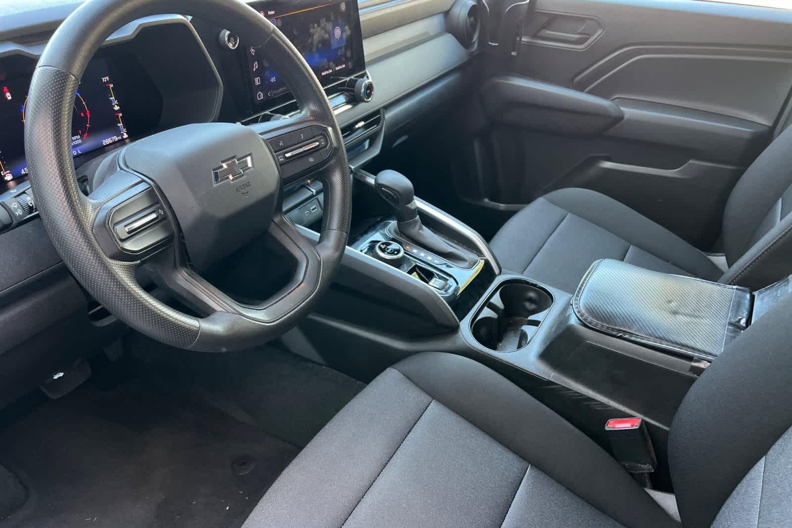 Thumbnail: 2023 Chevrolet Colorado - 14