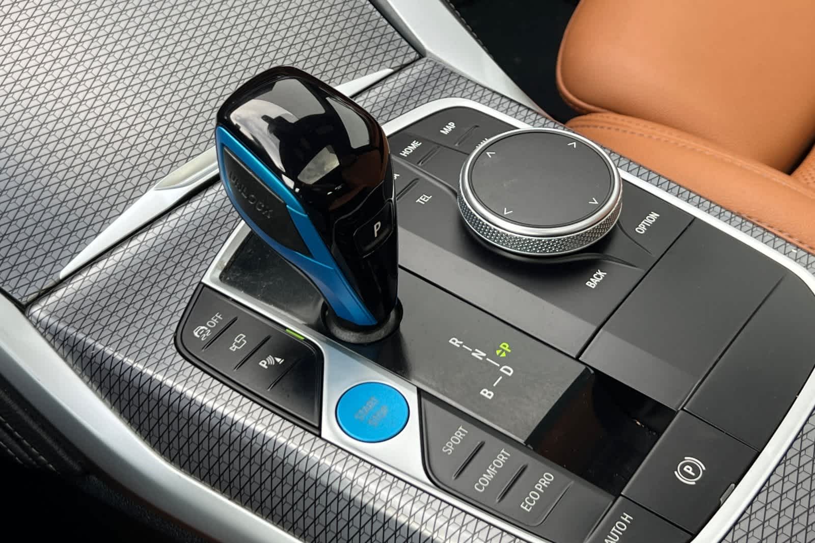 Thumbnail: 2023 BMW i4 - 27