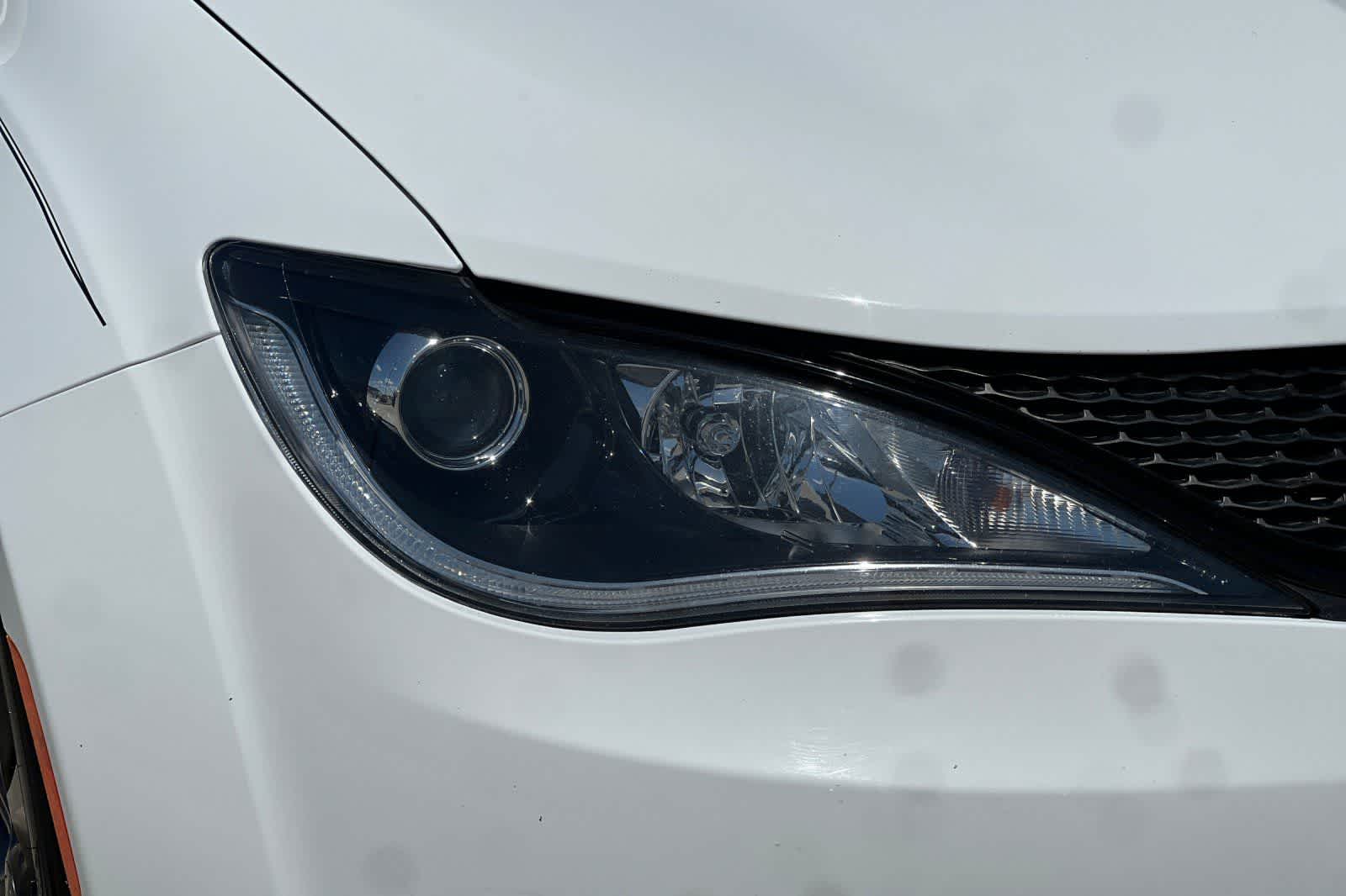 Thumbnail: 2020 Chrysler Pacifica - 33