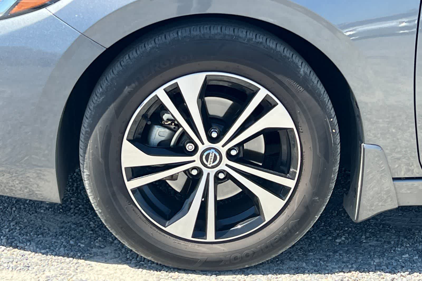 Thumbnail: 2023 Nissan Sentra - 12