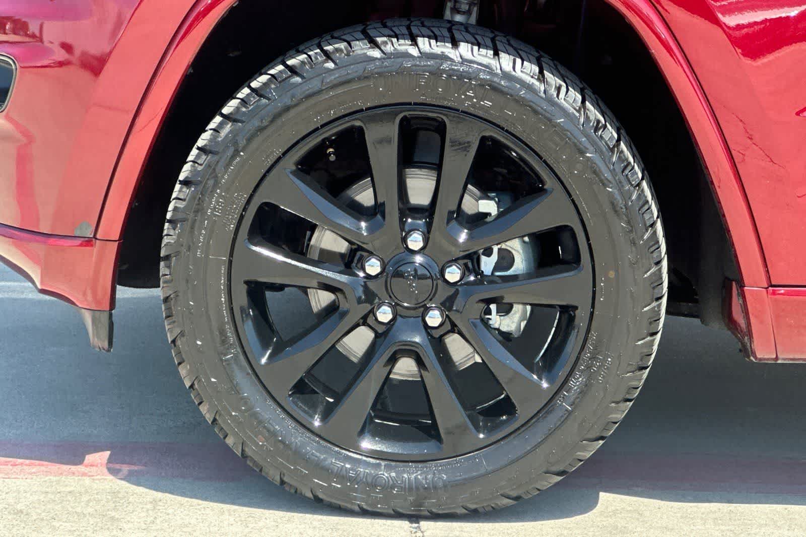 Thumbnail: 2020 Jeep Grand Cherokee - 36